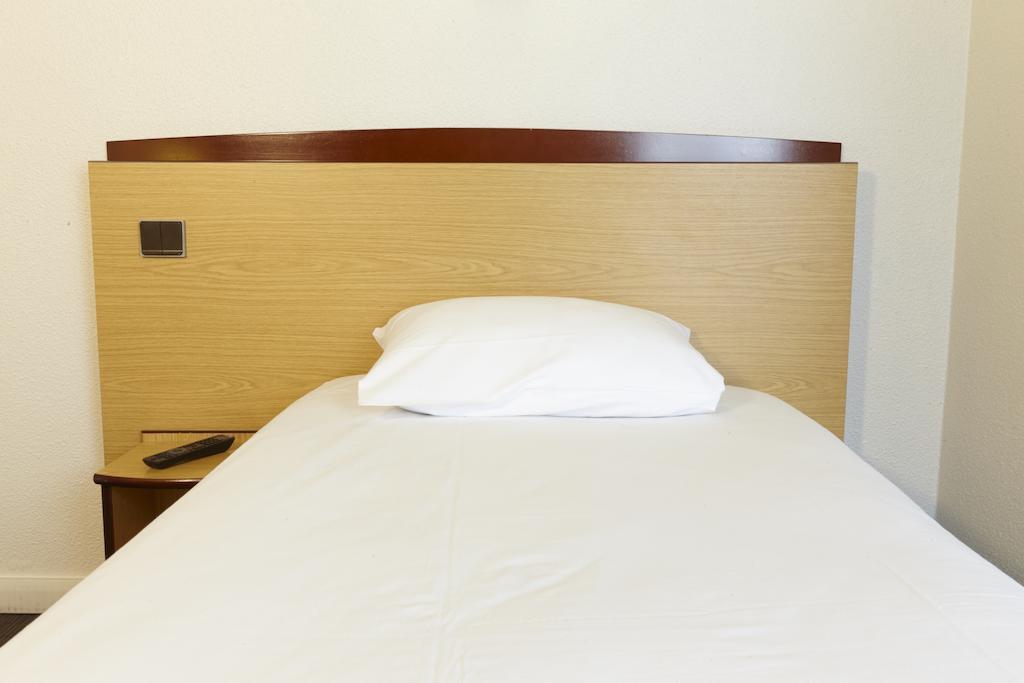 Campanile Paris Ouest - Boulogne Hotell Exteriör bild
