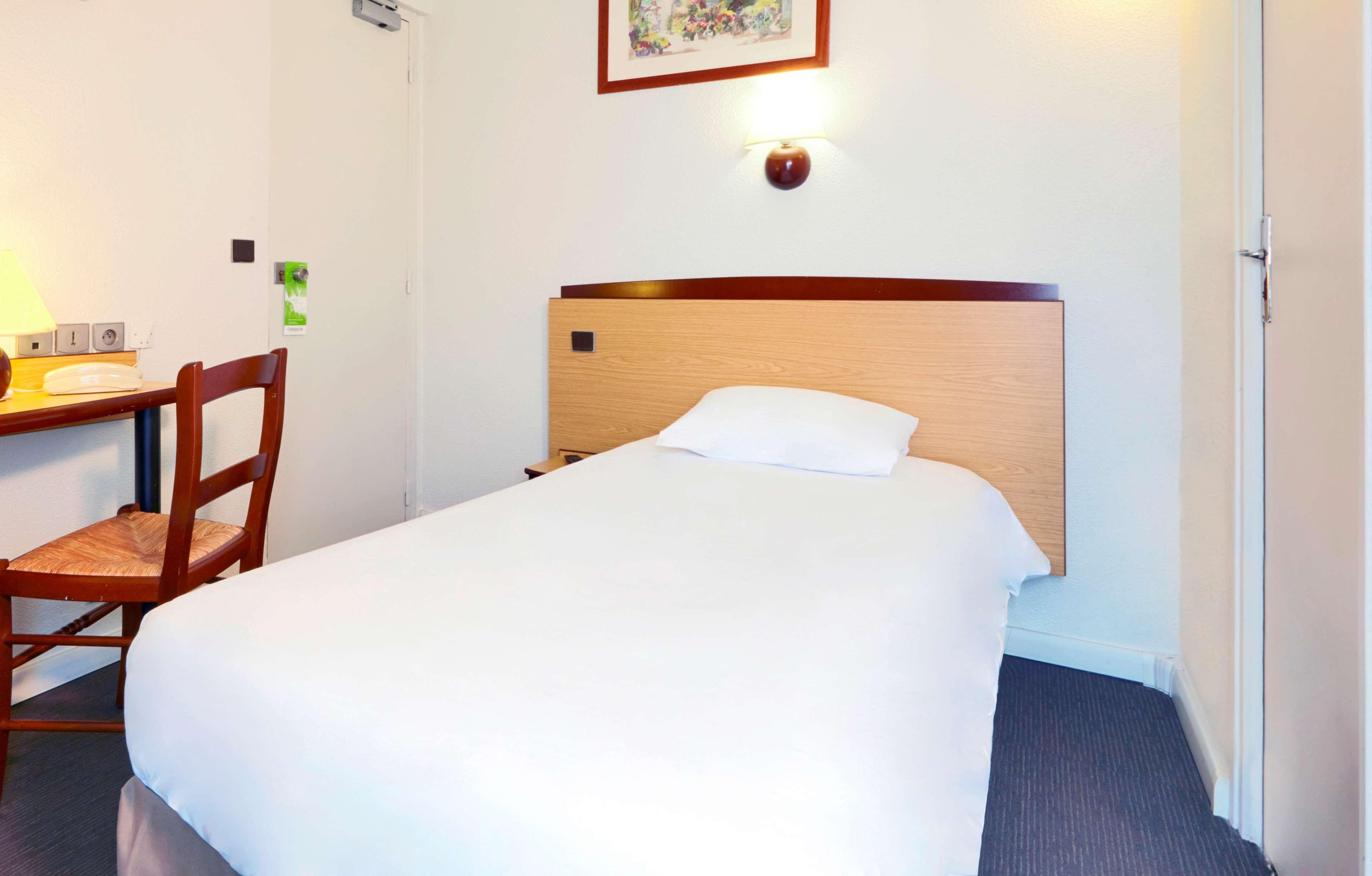 Campanile Paris Ouest - Boulogne Hotell Exteriör bild
