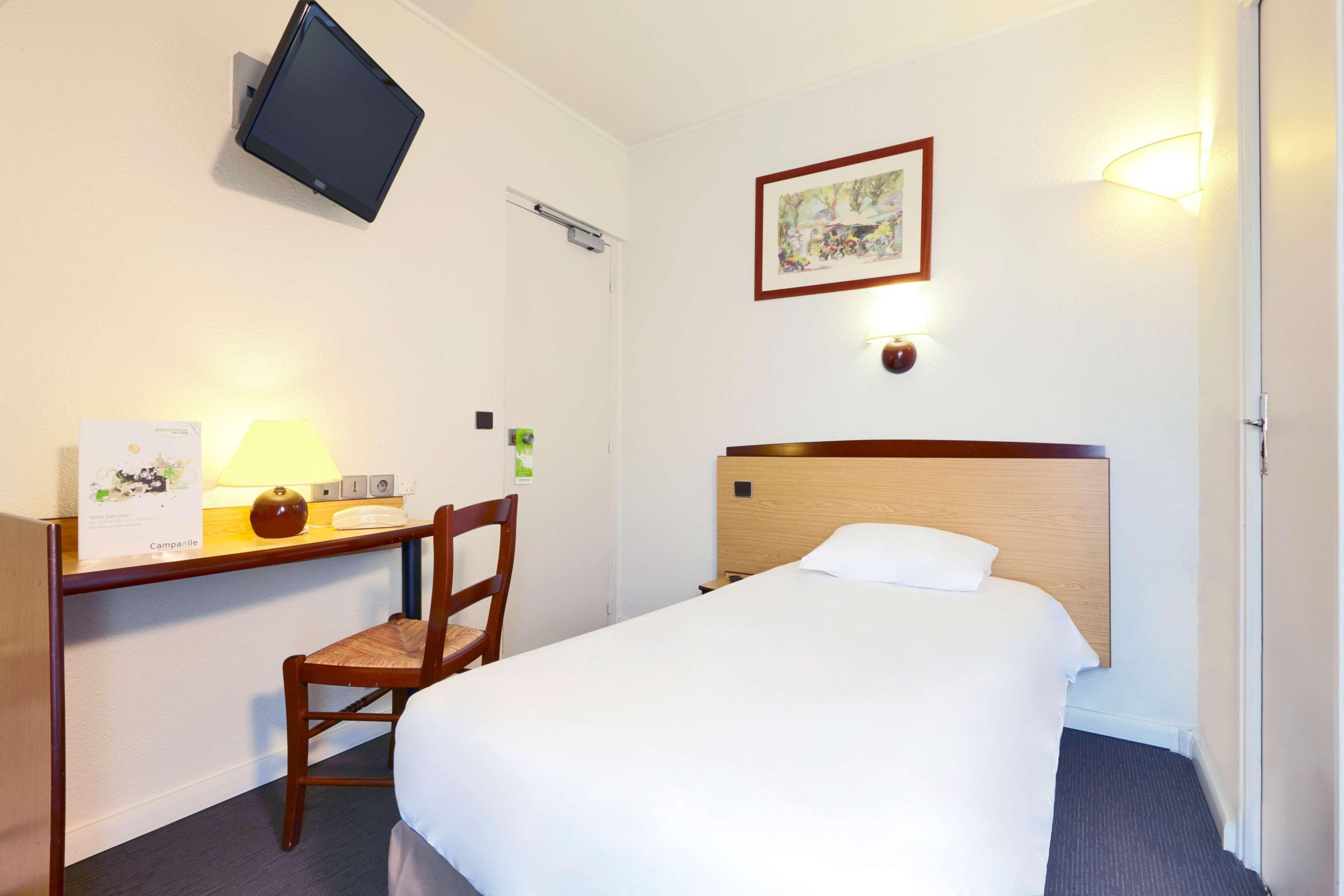 Campanile Paris Ouest - Boulogne Hotell Exteriör bild