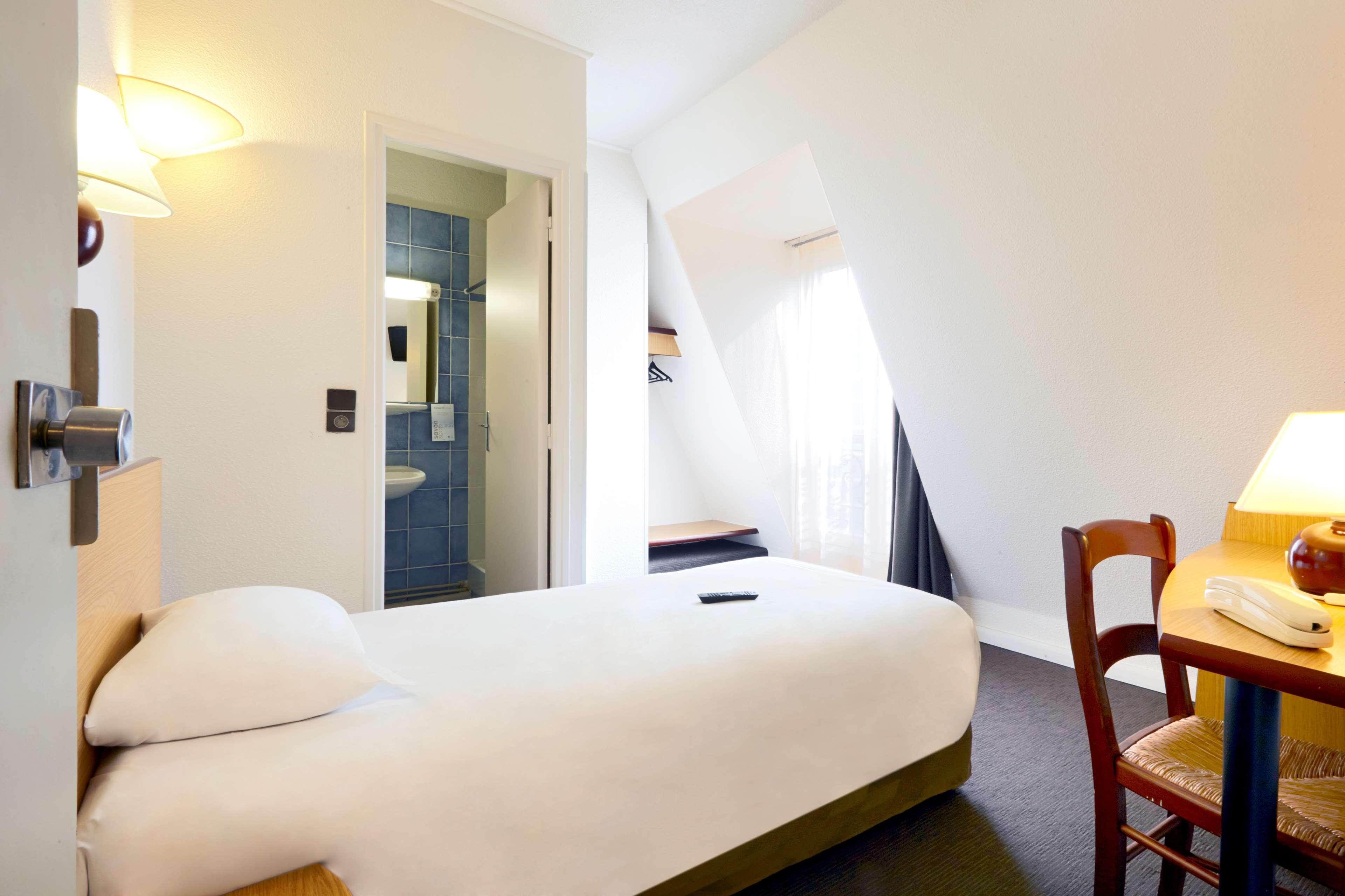 Campanile Paris Ouest - Boulogne Hotell Exteriör bild