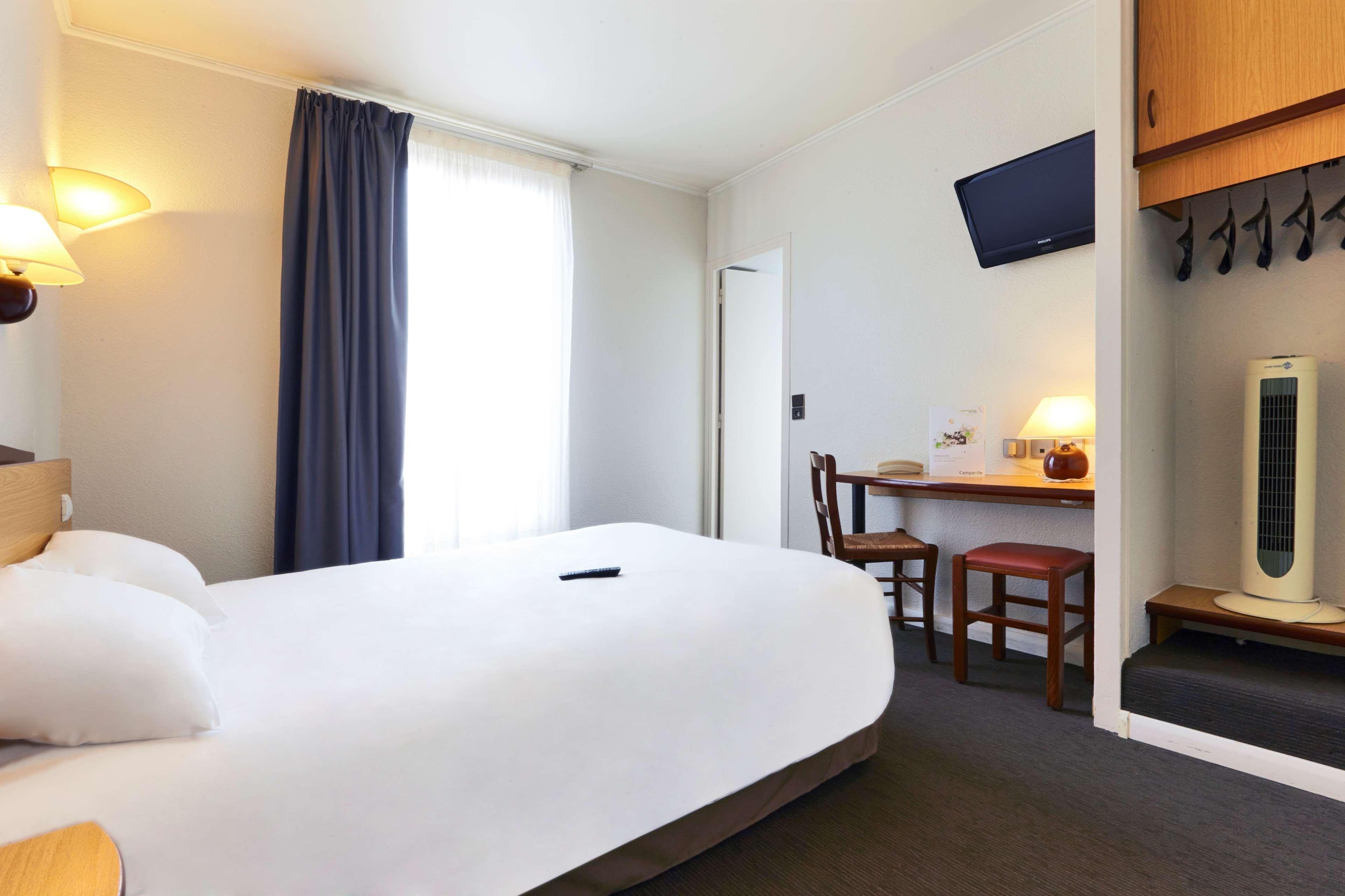 Campanile Paris Ouest - Boulogne Hotell Exteriör bild