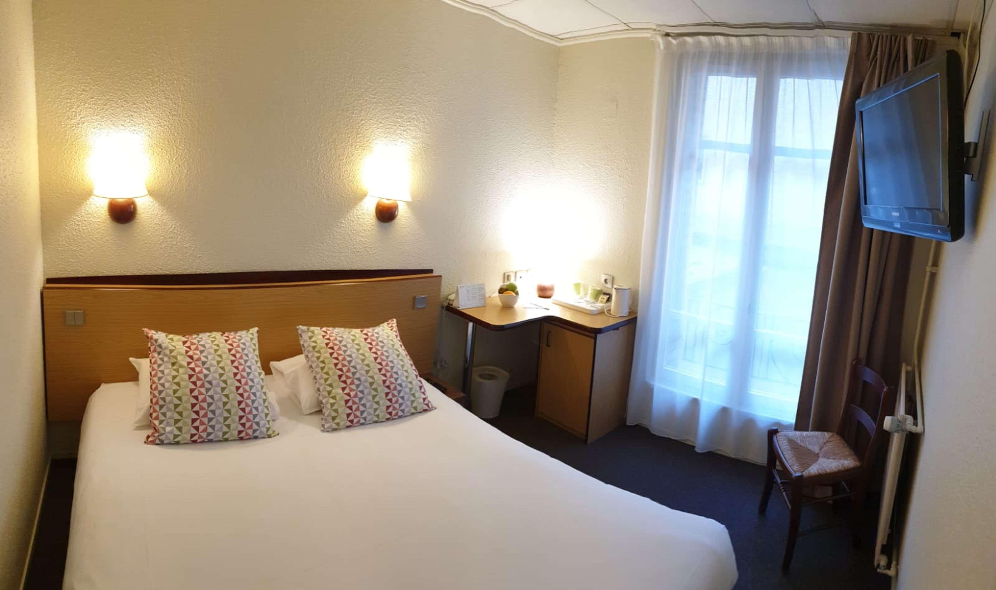 Campanile Paris Ouest - Boulogne Hotell Exteriör bild