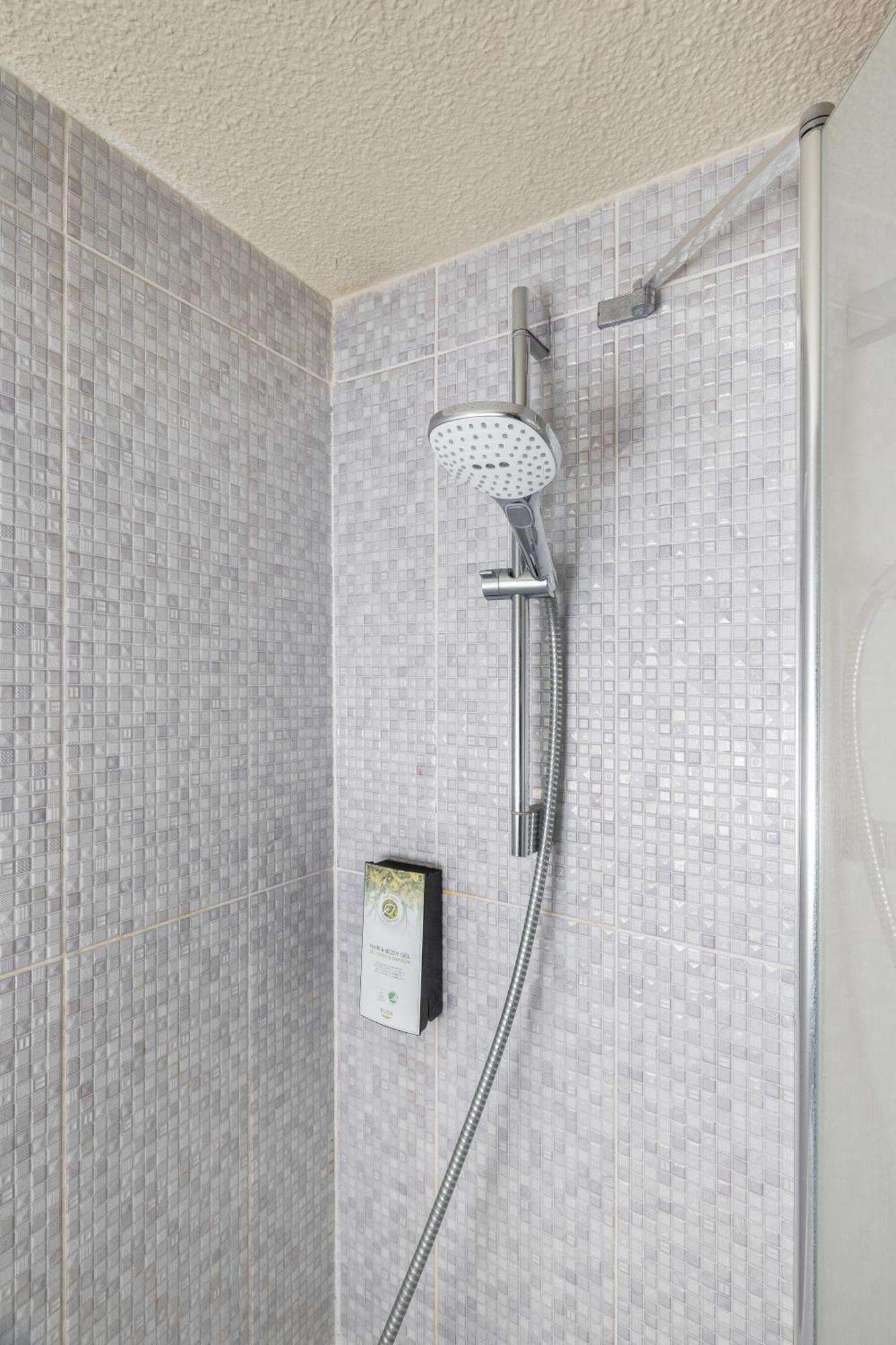 Campanile Paris Ouest - Boulogne Hotell Exteriör bild