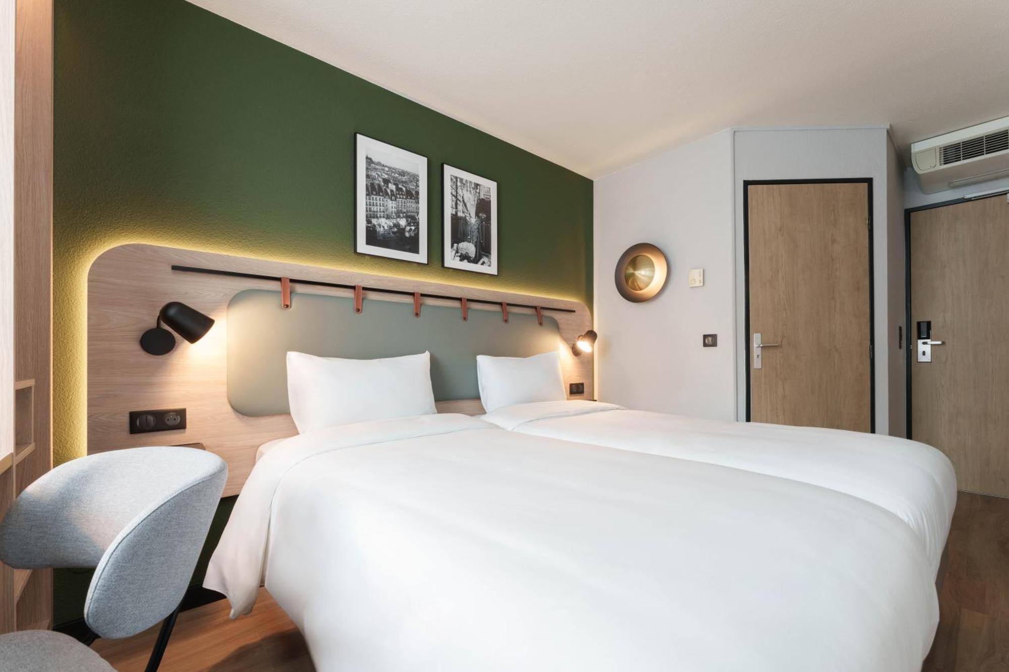 Campanile Paris Ouest - Boulogne Hotell Exteriör bild