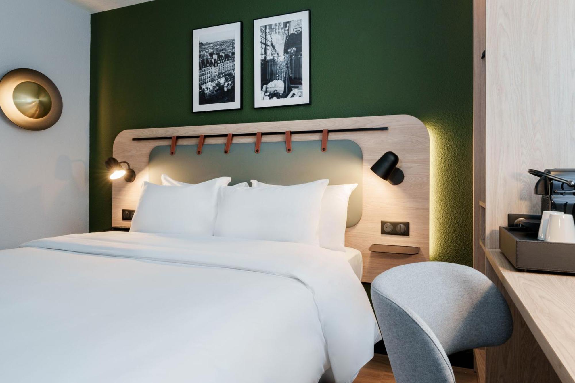 Campanile Paris Ouest - Boulogne Hotell Exteriör bild
